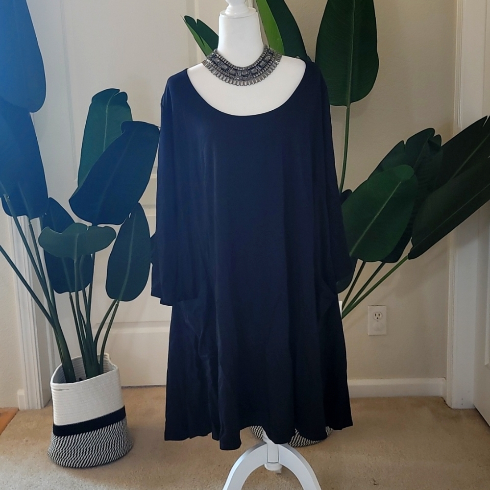 Sharagano black dress - Size 22W (w/ pockets!!)